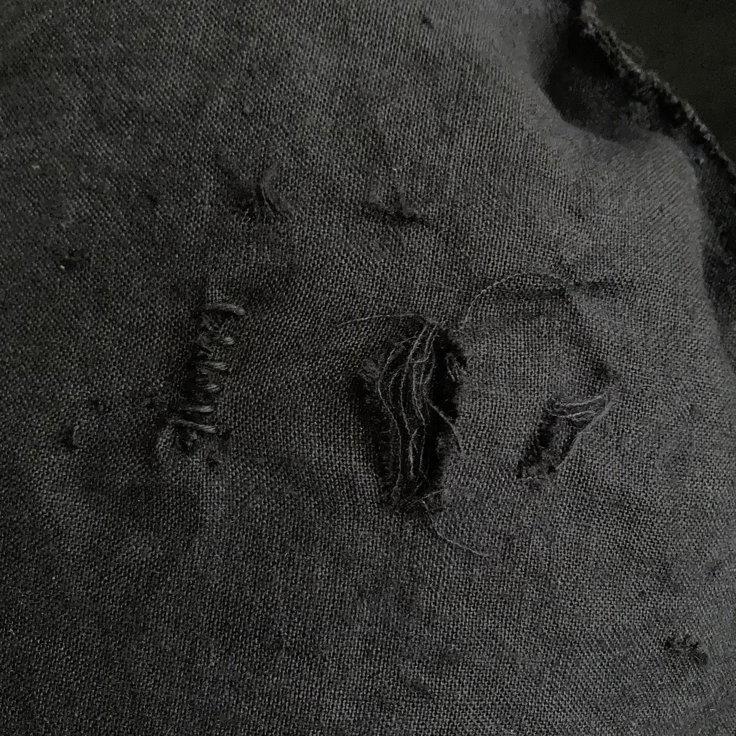 Back side black linen leather strap chain beret