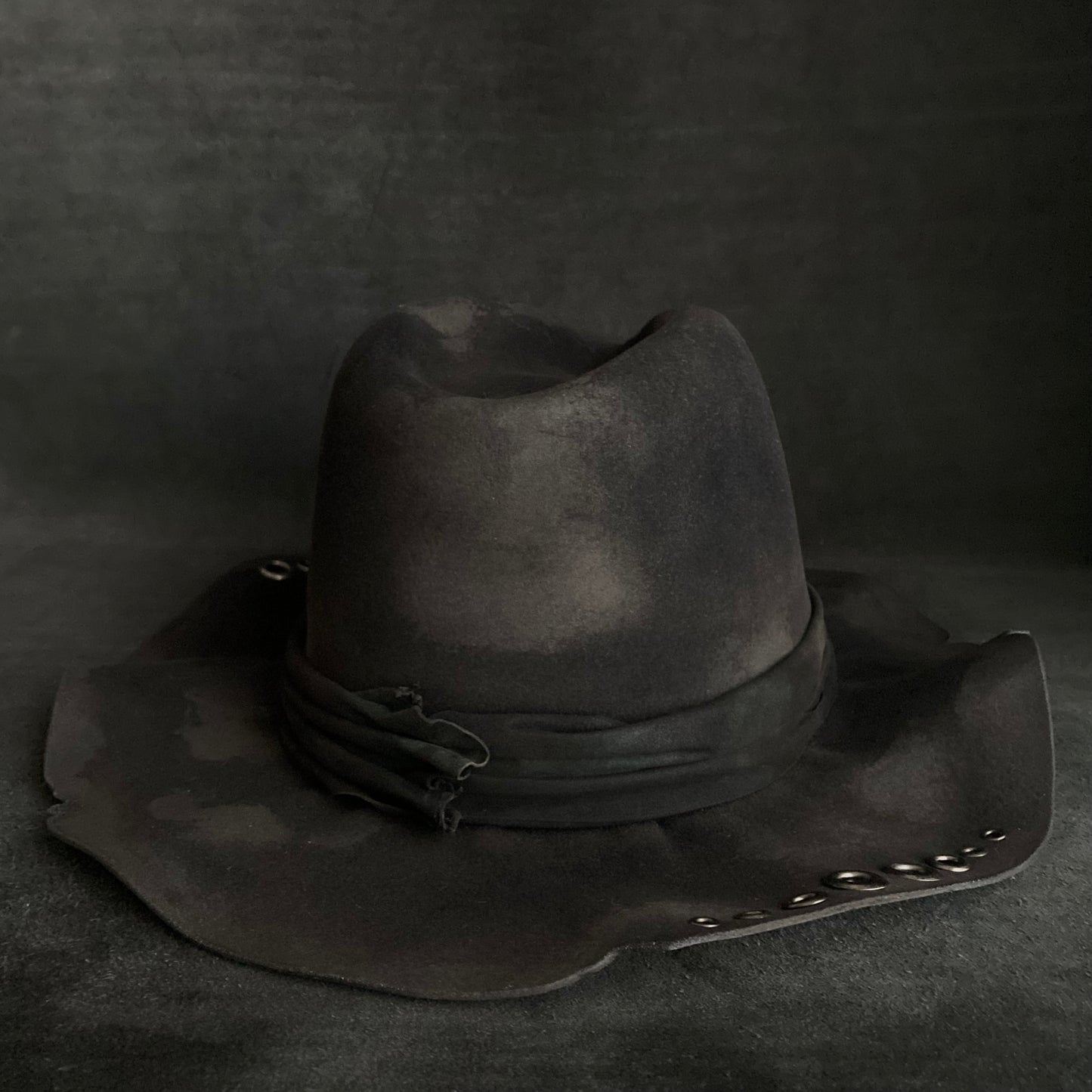 Eyelet burned black rabbit fedora hat