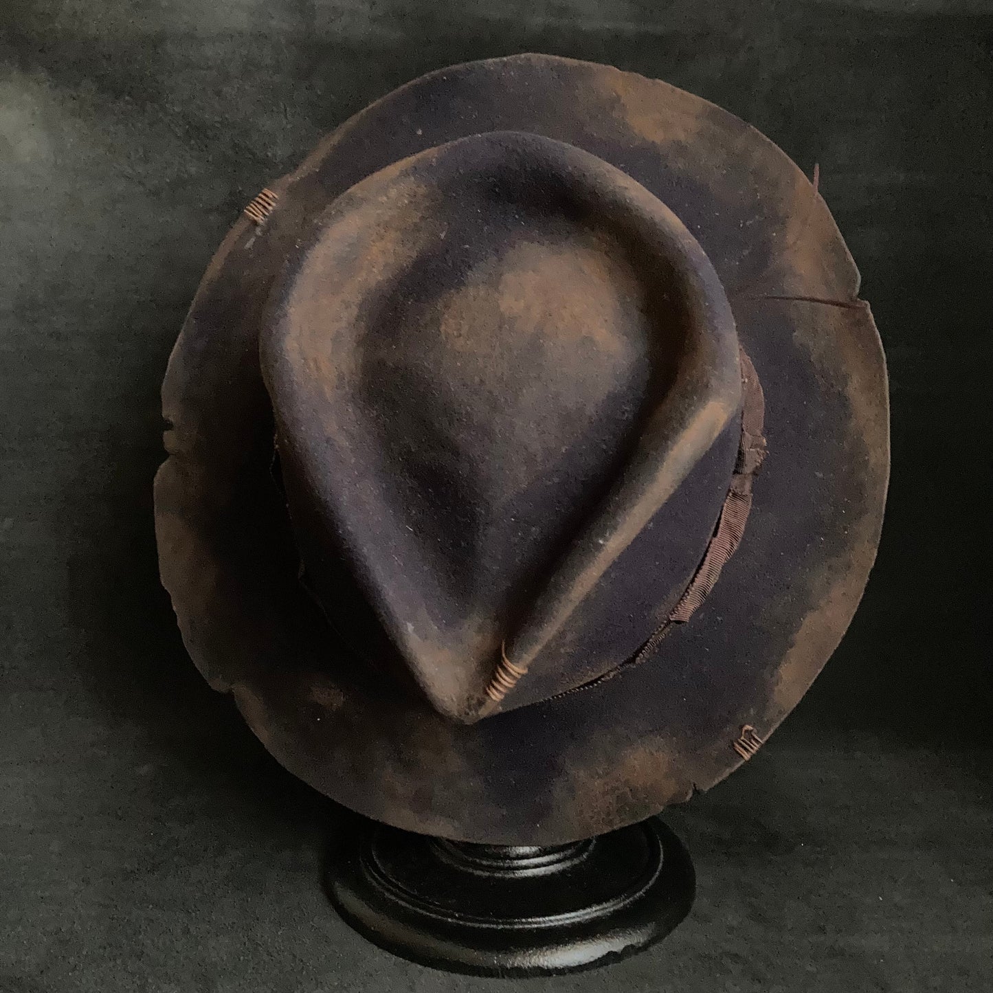 Burnt correct navy fedora hat