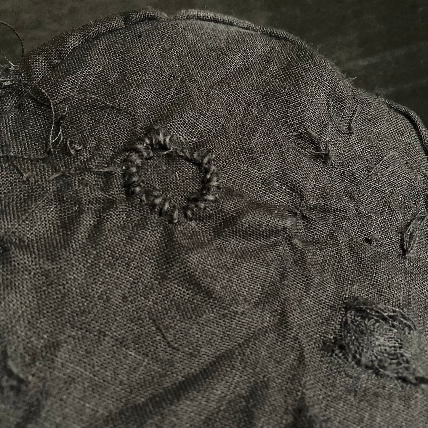 Black linen damage bucket hat