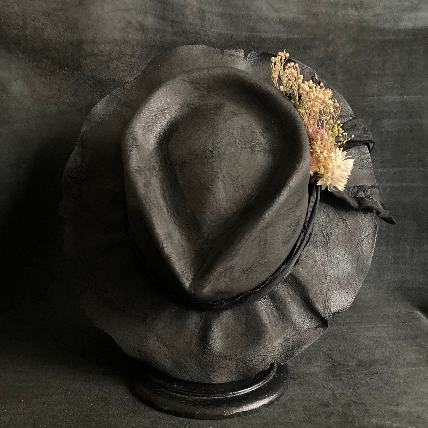 Charcoal back to life hat