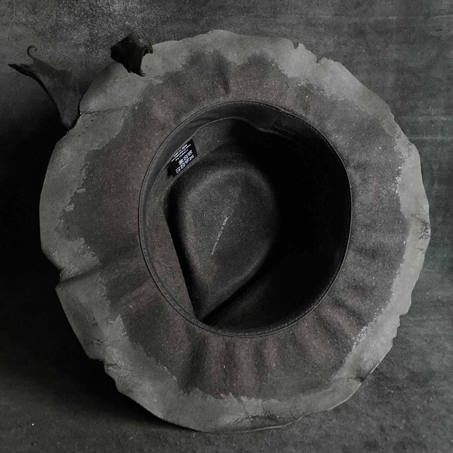 Charcoal back to life hat