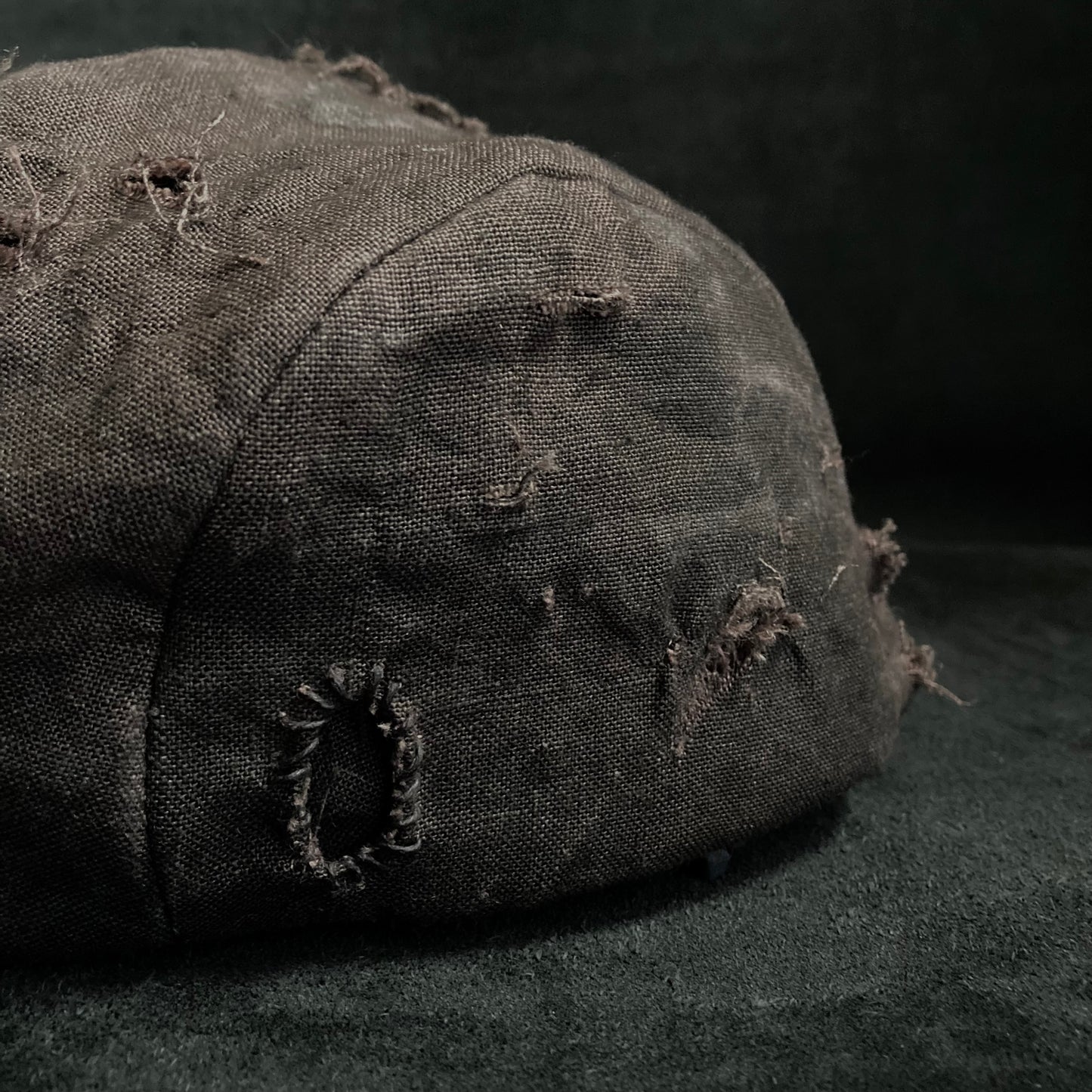 Damaged mura-zome brown linen hunting
