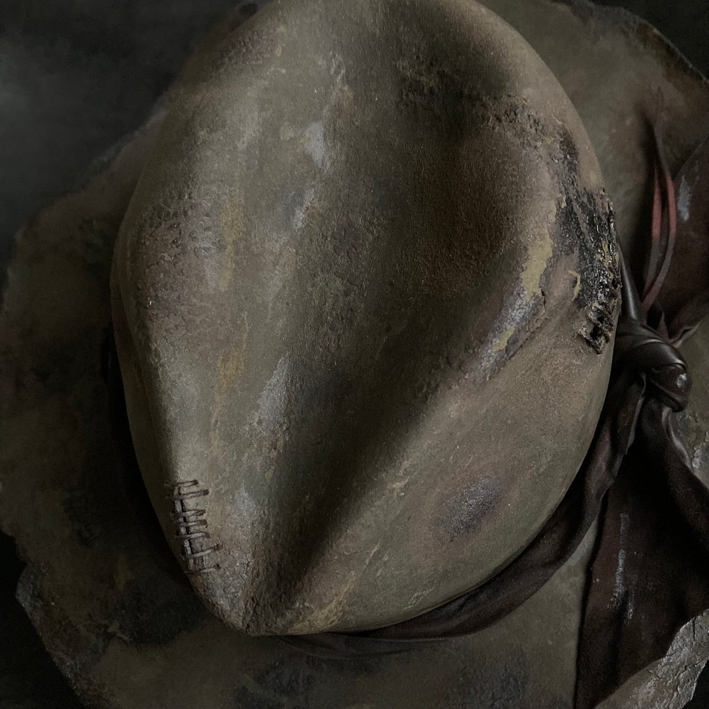 Burnt brim chipped fedora hat