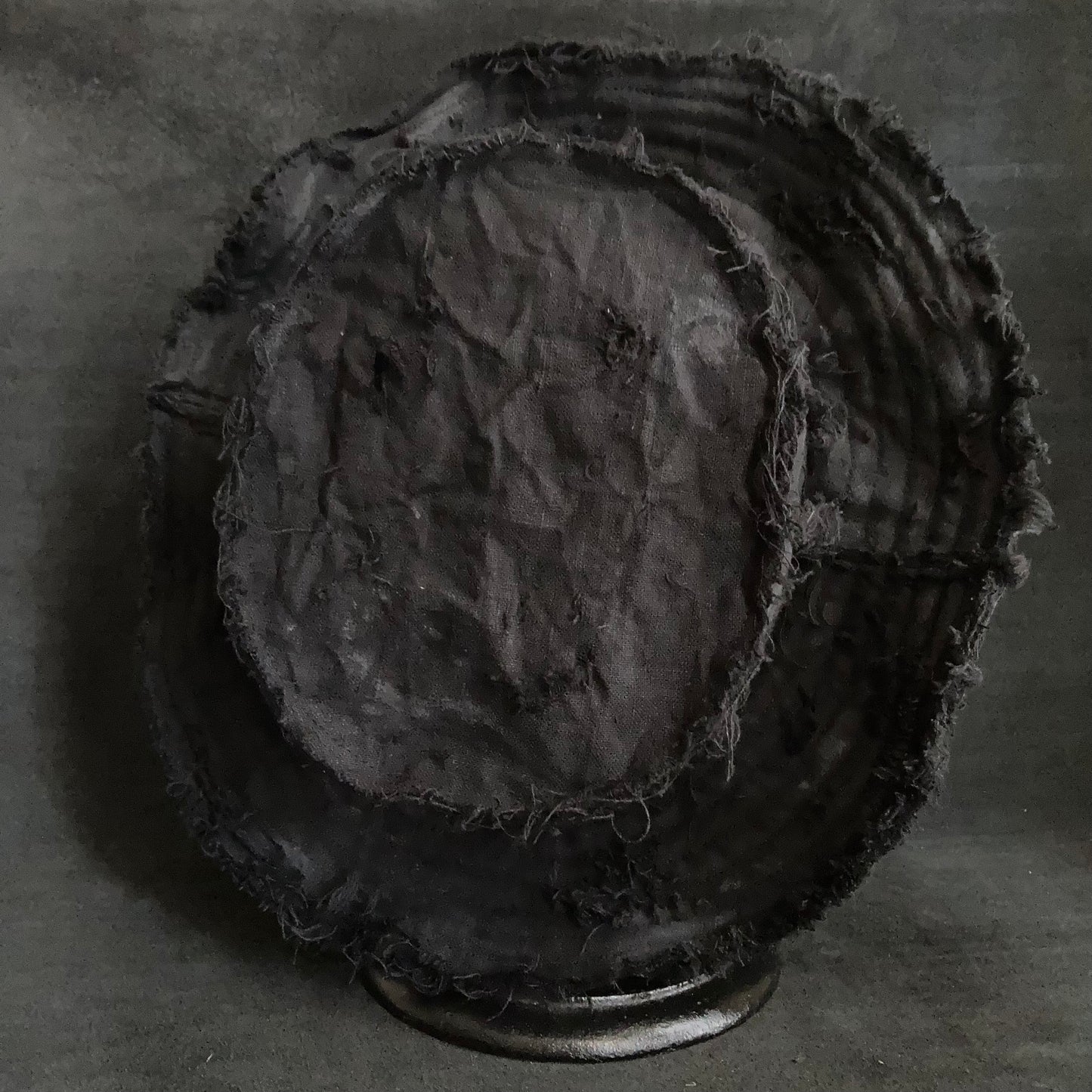 Back side linen bucket hat