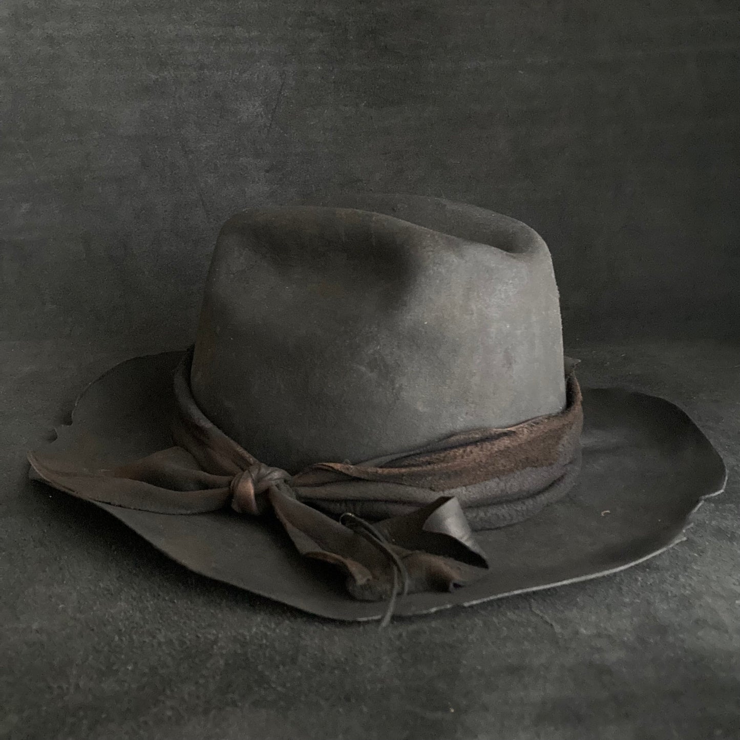 Charcoal jagged leather western hat