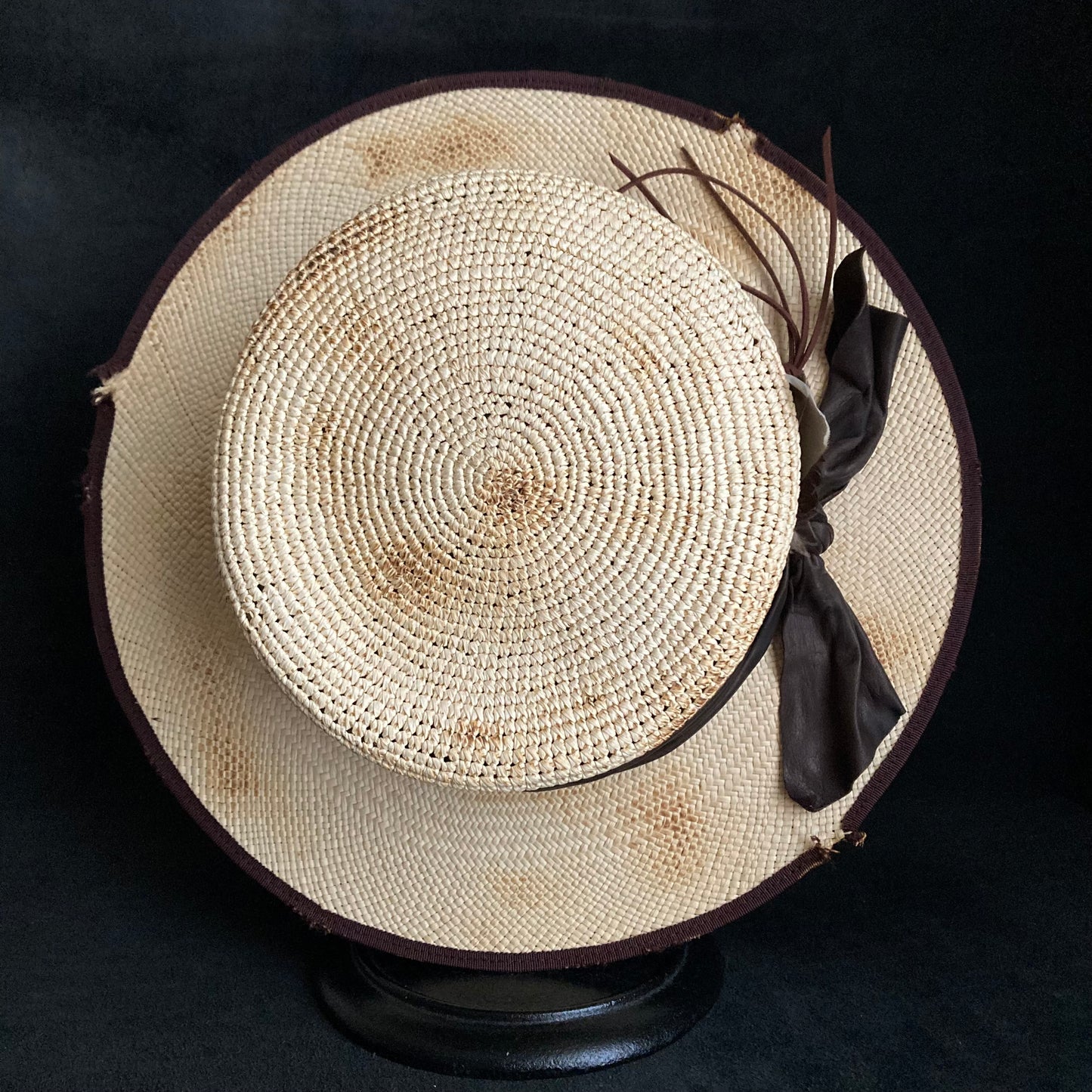 Circle burnt flat panama hat