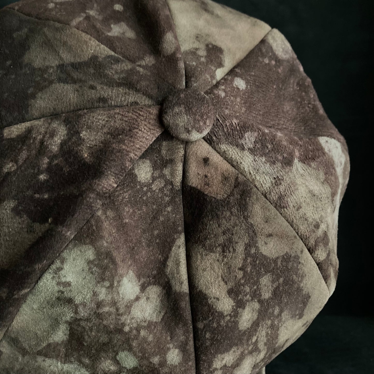 Soil bleach leather casquette