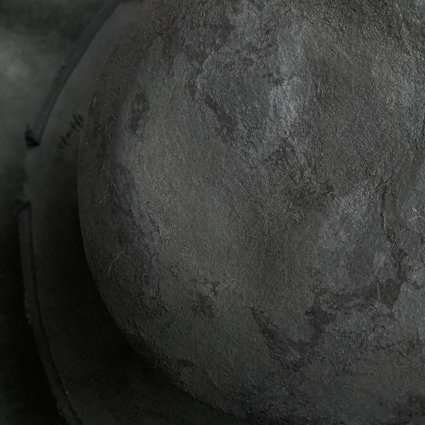 Charcoal crow damage flat hat
