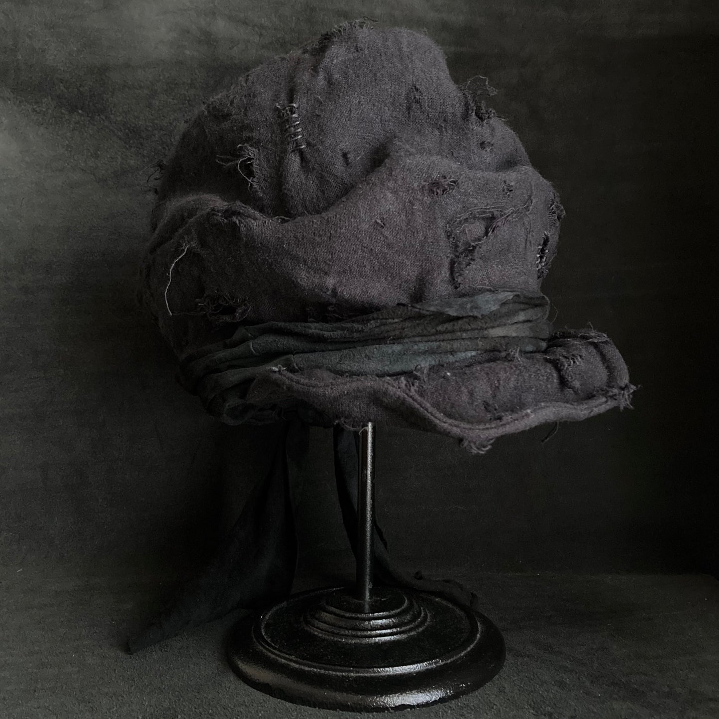 Black linen canvas damage martial turn cap