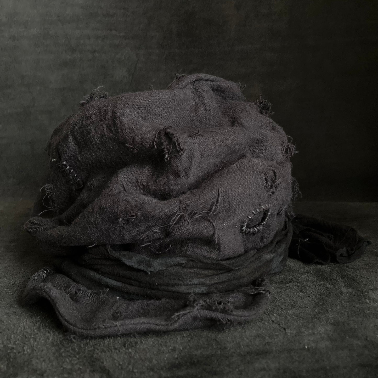 Black linen canvas damage martial turn cap