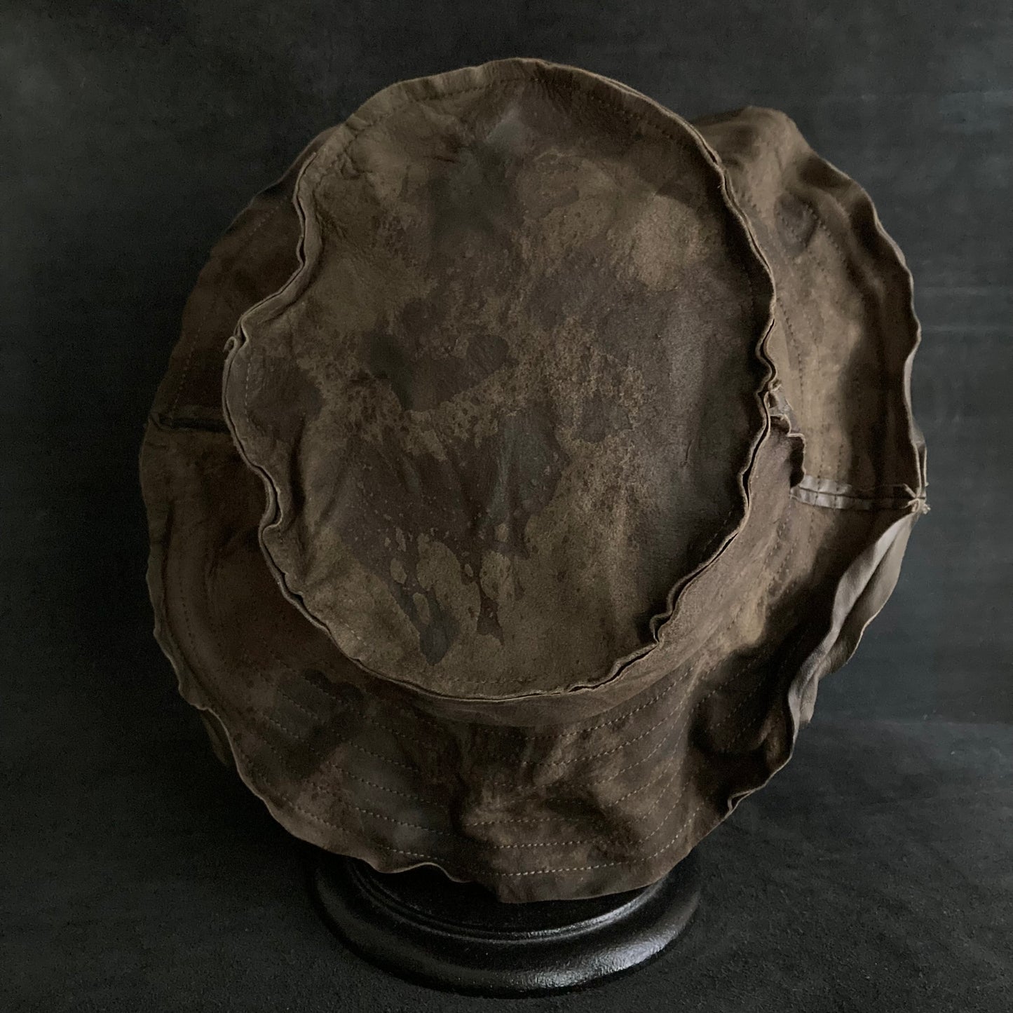 Brown back leather bleached bucket