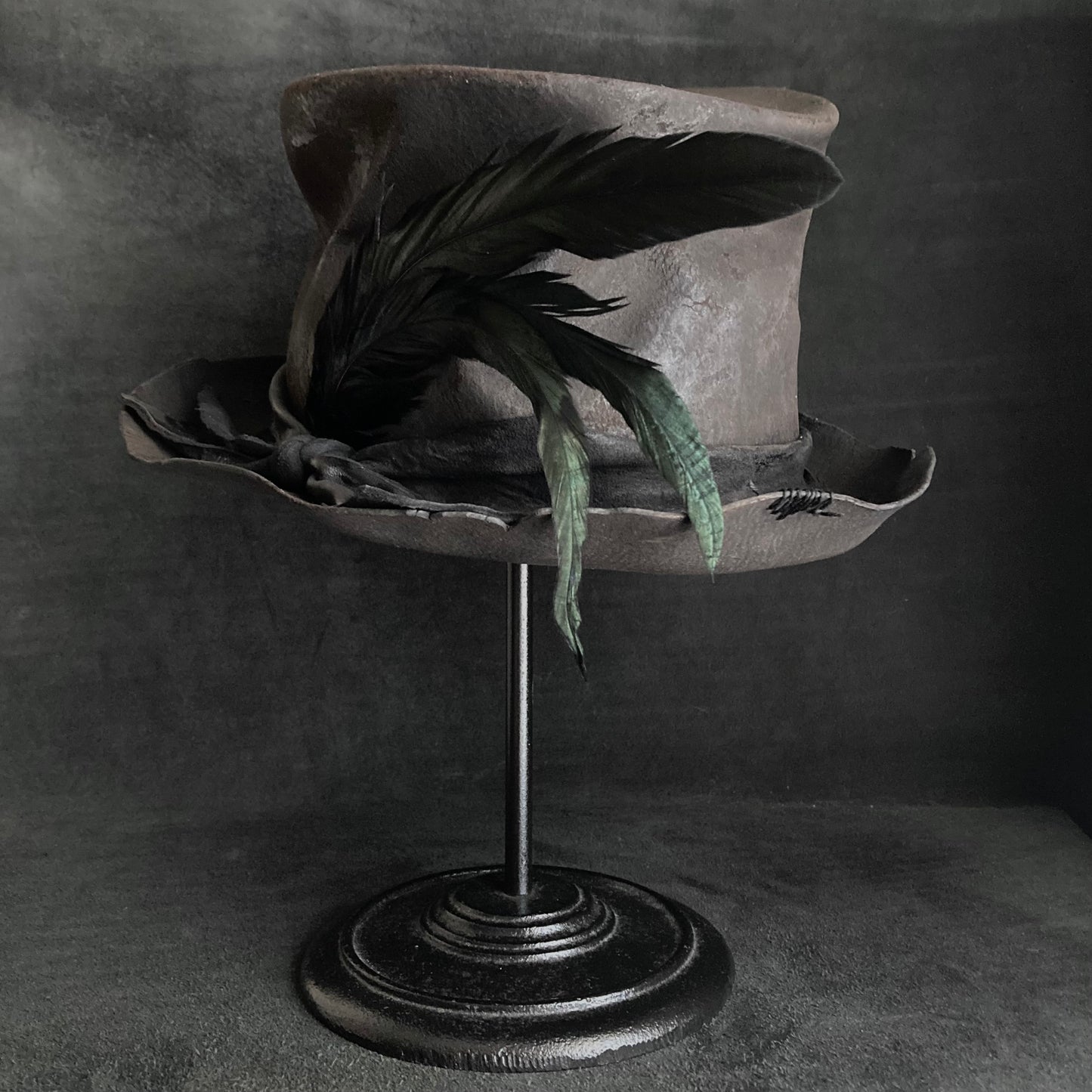 Charcoal crow crash silk hat