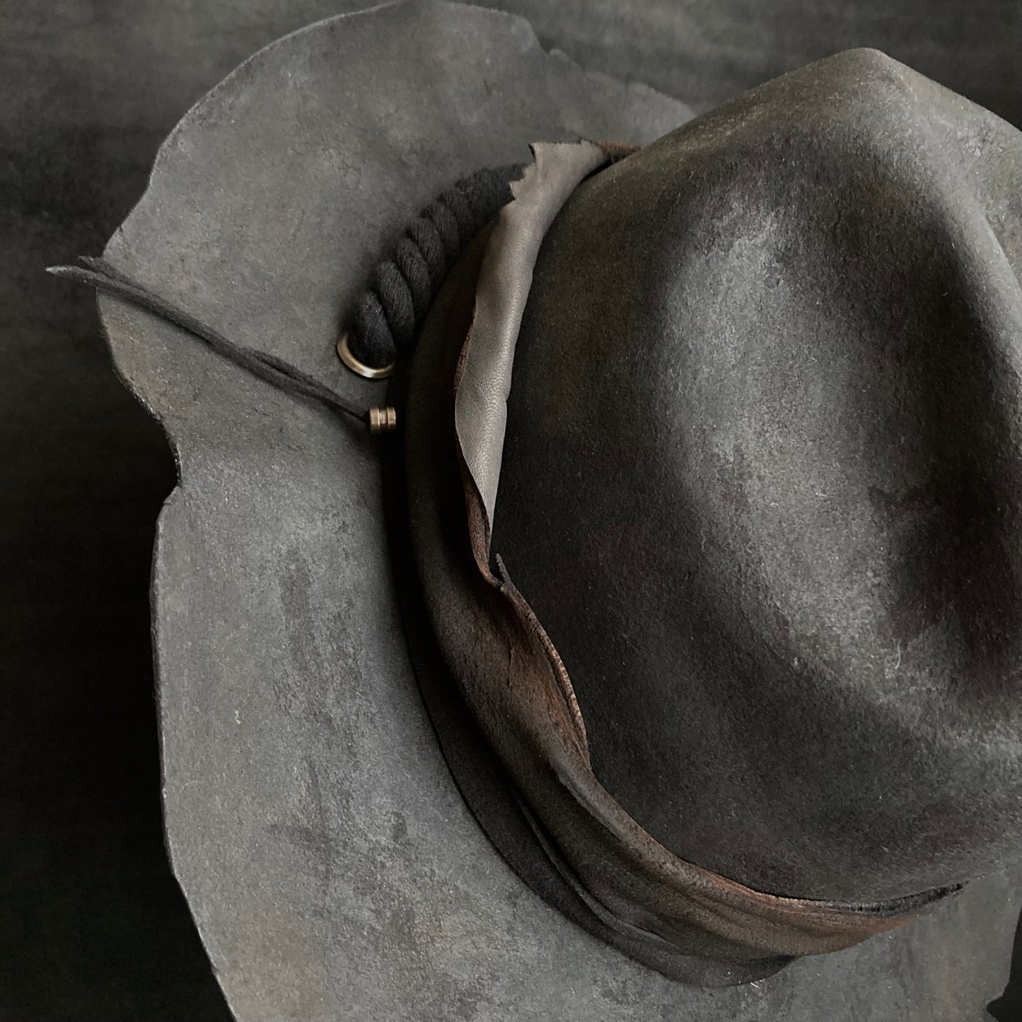 Charcoal jagged western hat (hanging rope)