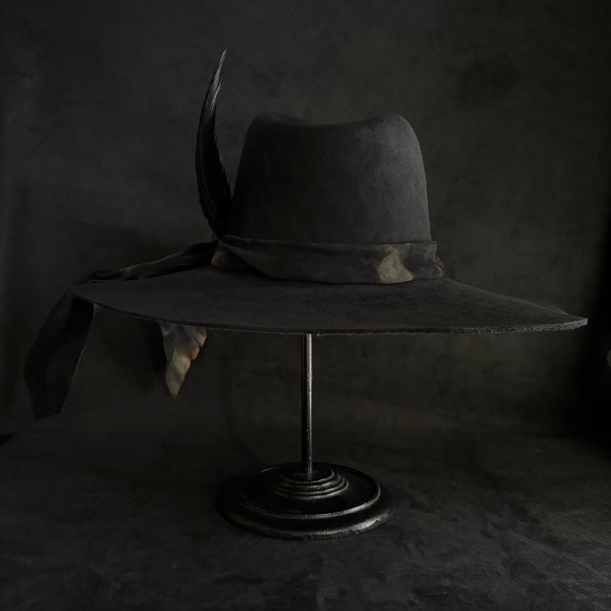 Reserved item (Black beaver hunter fedora hat)