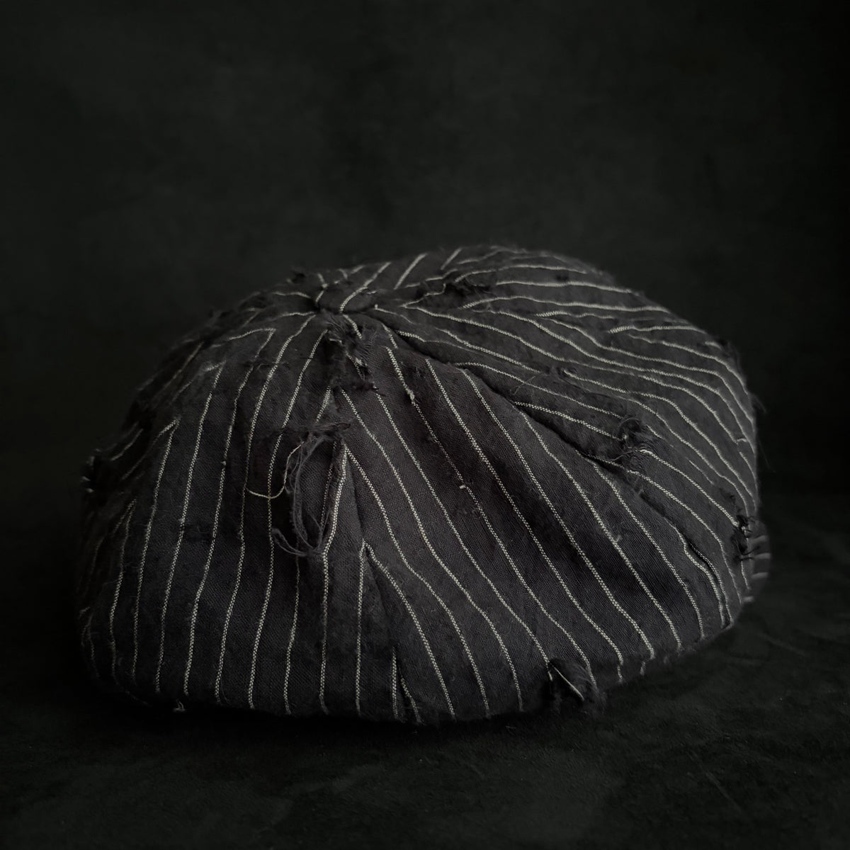 Yarn-dyed stripe damage casquette