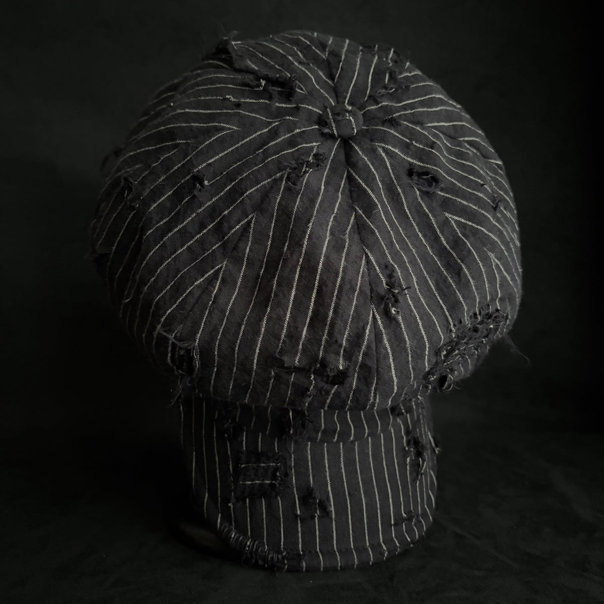 Yarn-dyed stripe damage casquette