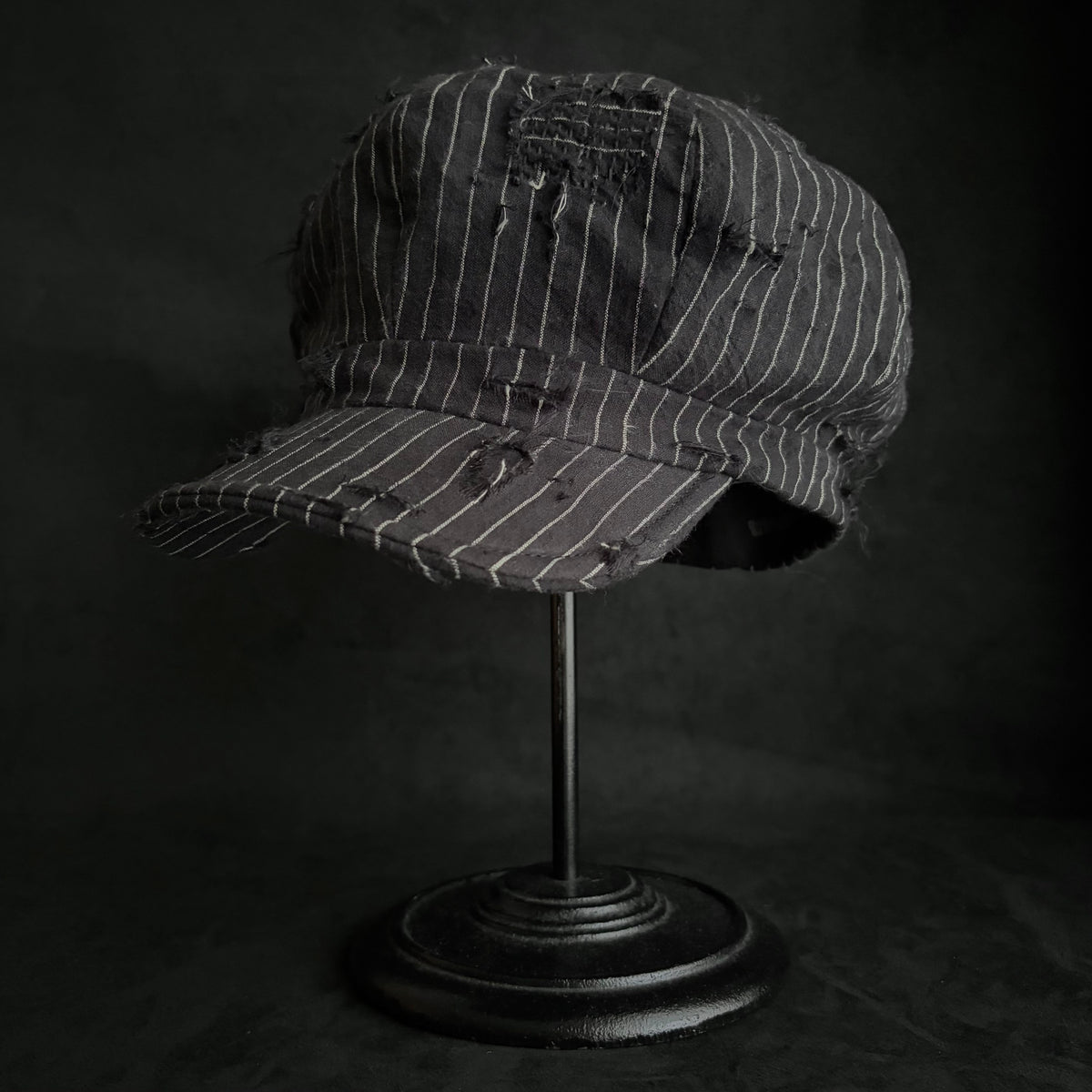 Yarn-dyed stripe damage casquette