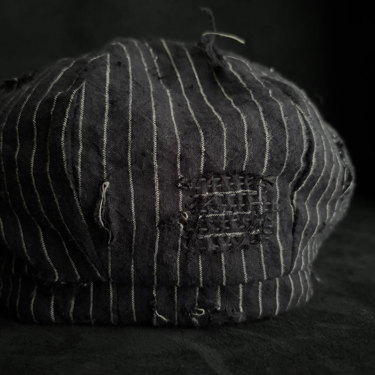 Yarn-dyed stripe damage casquette
