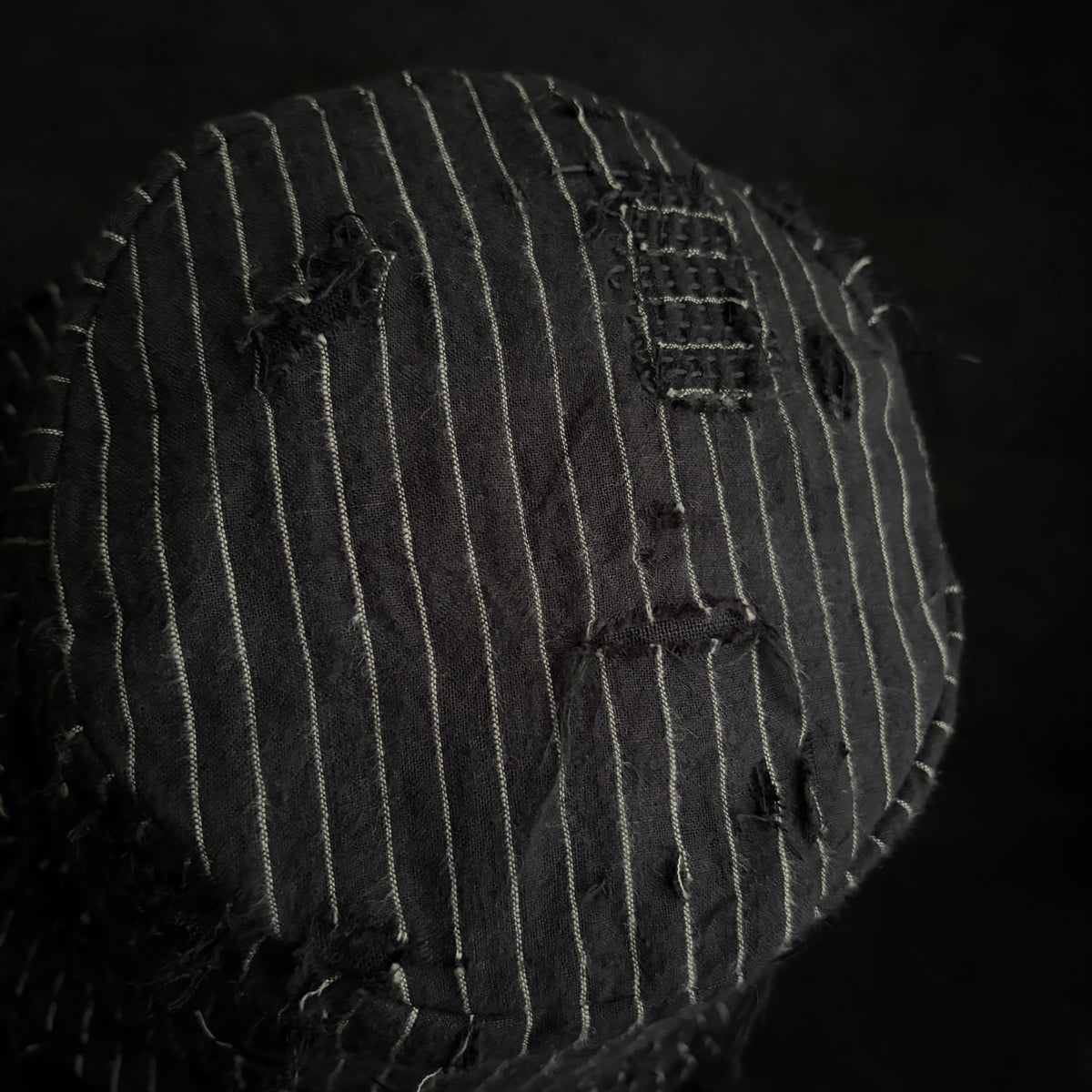 Yarn-dyed stripe damage bucket hat