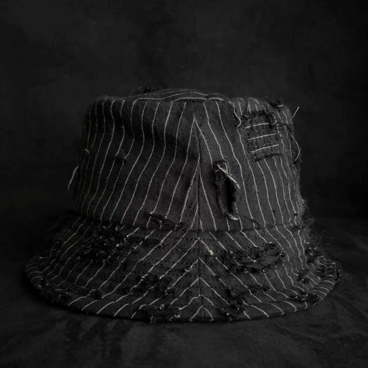 Yarn-dyed stripe damage bucket hat