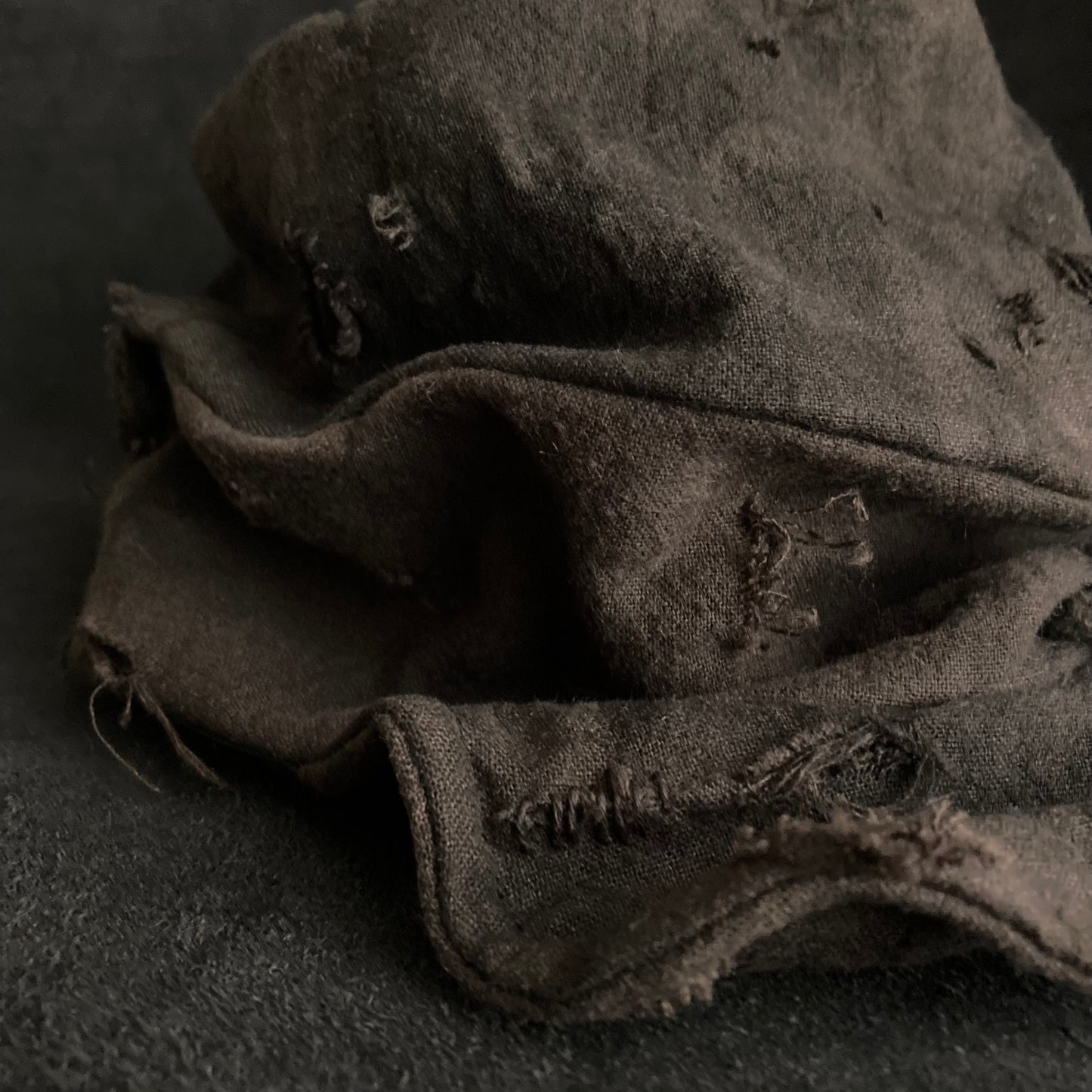 Cloudy dyeing dark brown damage turn cap