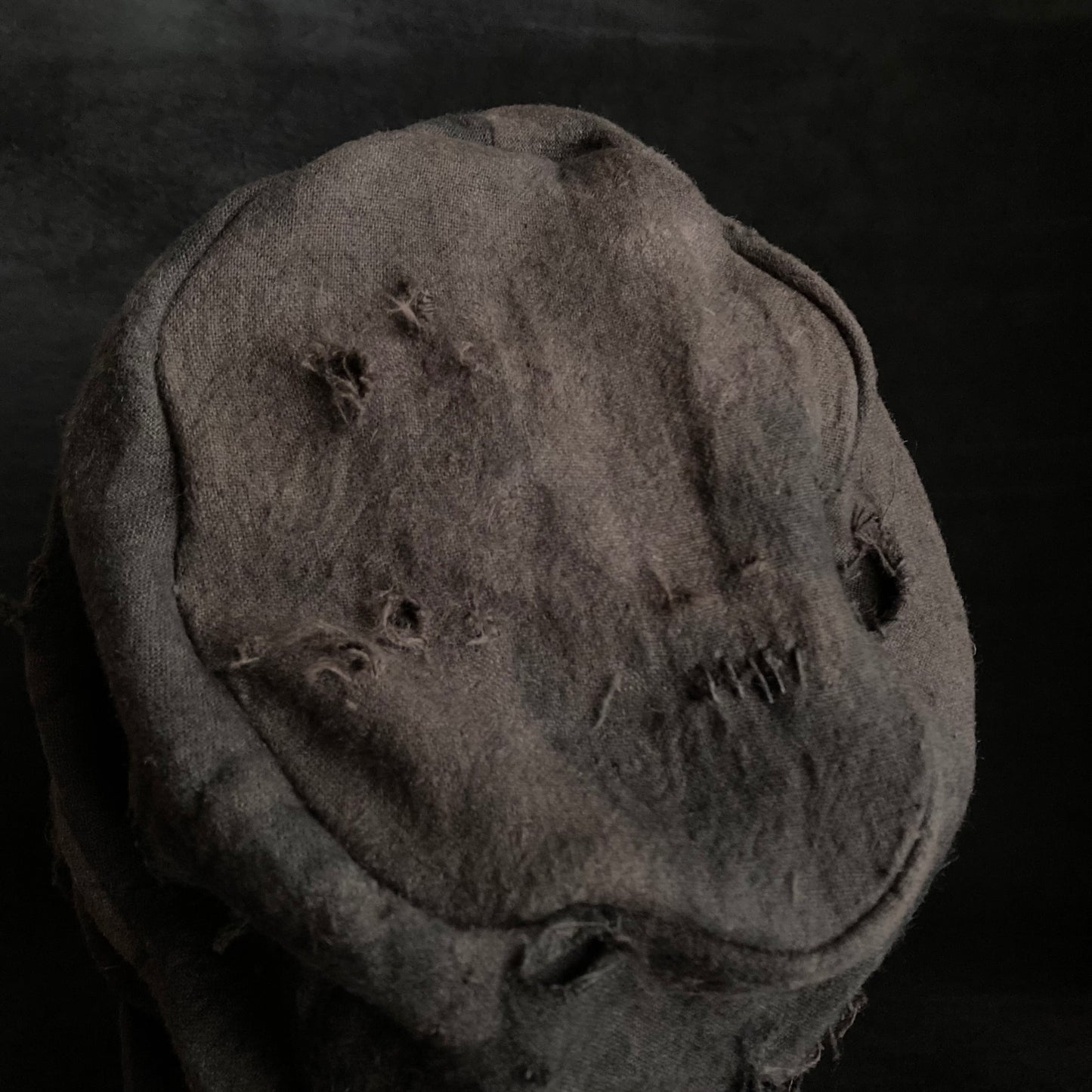 Cloudy dyeing dark brown damage turn cap