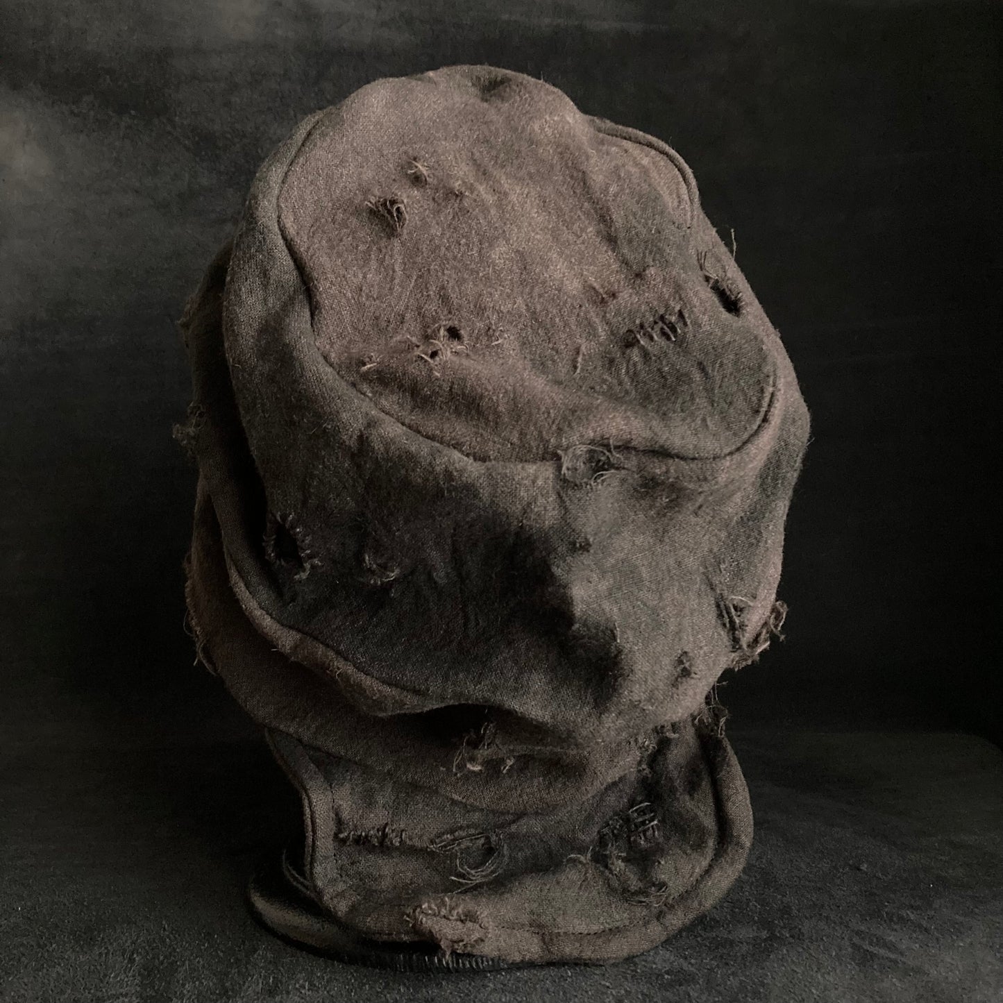 Cloudy dyeing dark brown damage turn cap