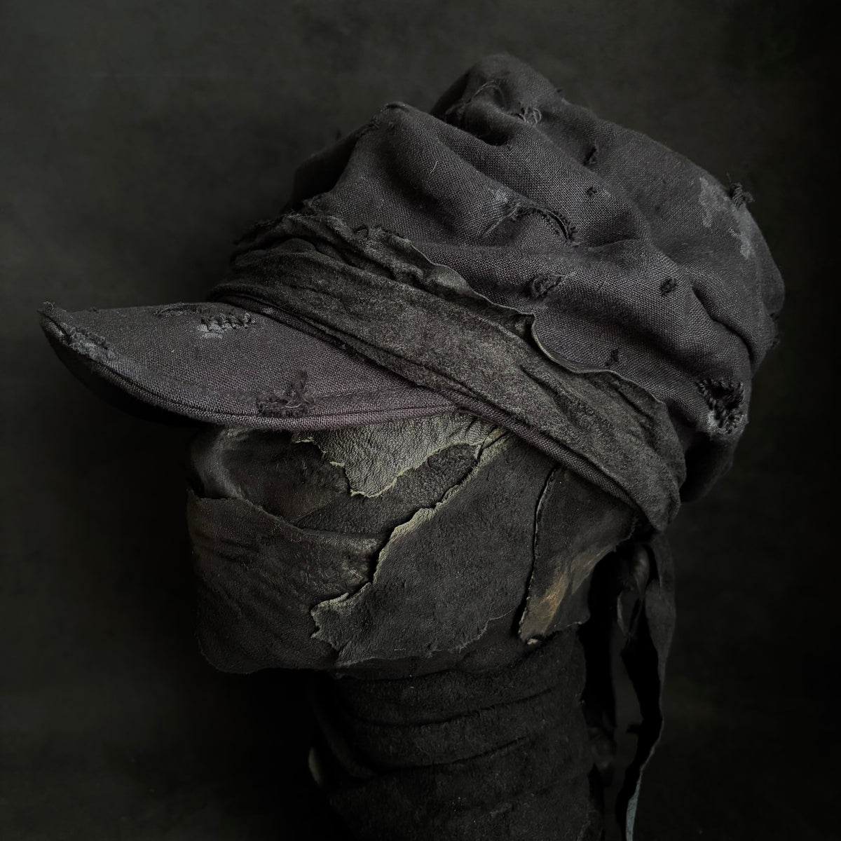 Black linen damage martial turn cap