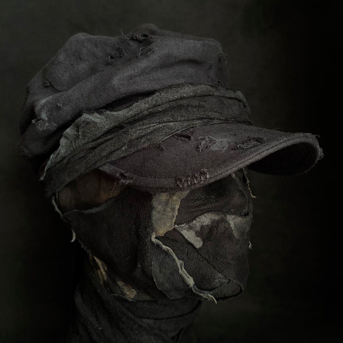 Black linen damage martial turn cap