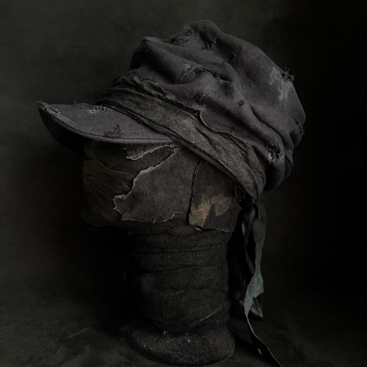 Black linen damage martial turn cap