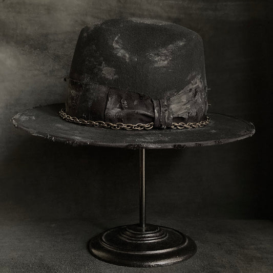 Stain paint western chain hat