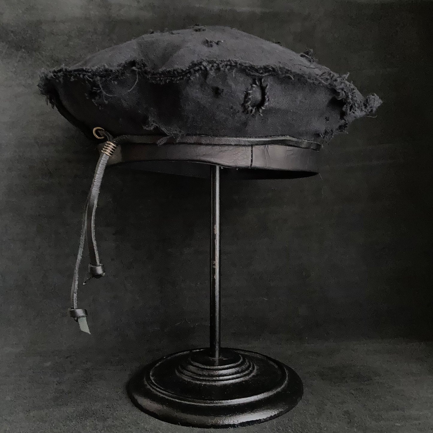 Back side black linen leather strap chain beret