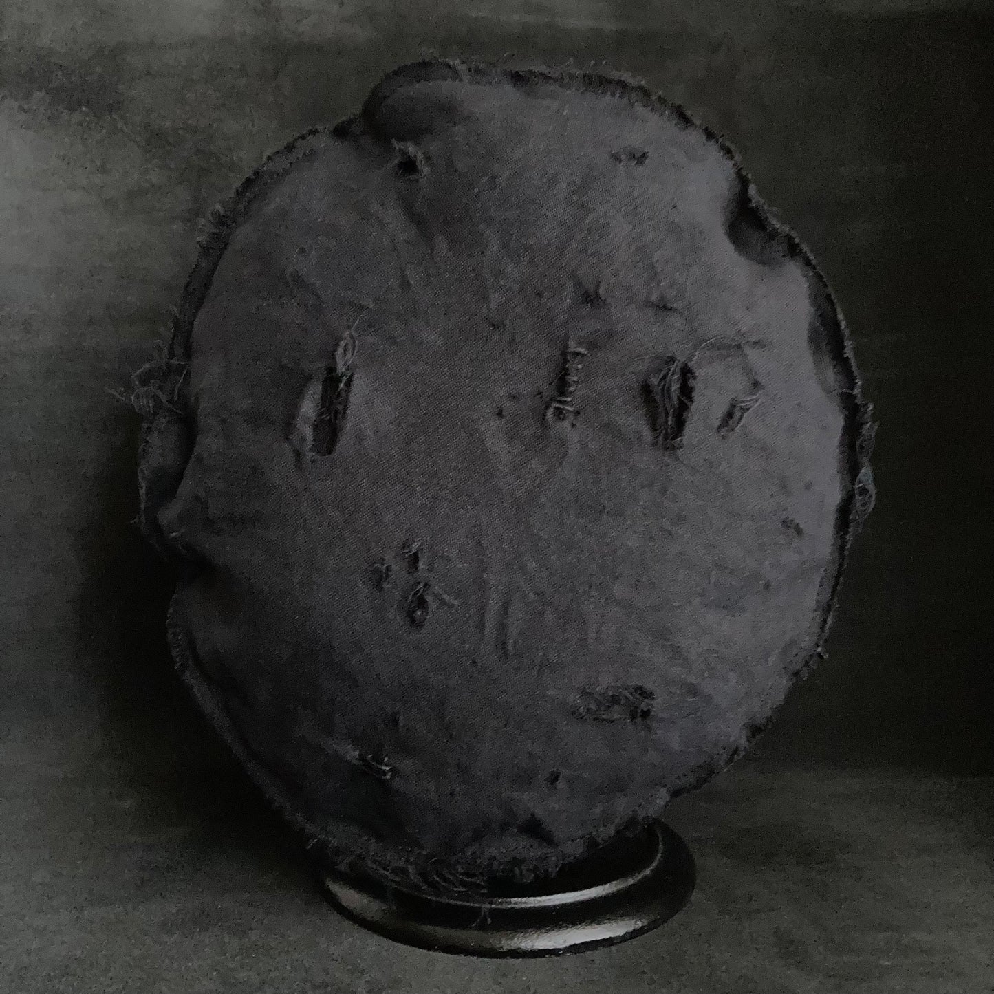 Back side black linen leather strap chain beret