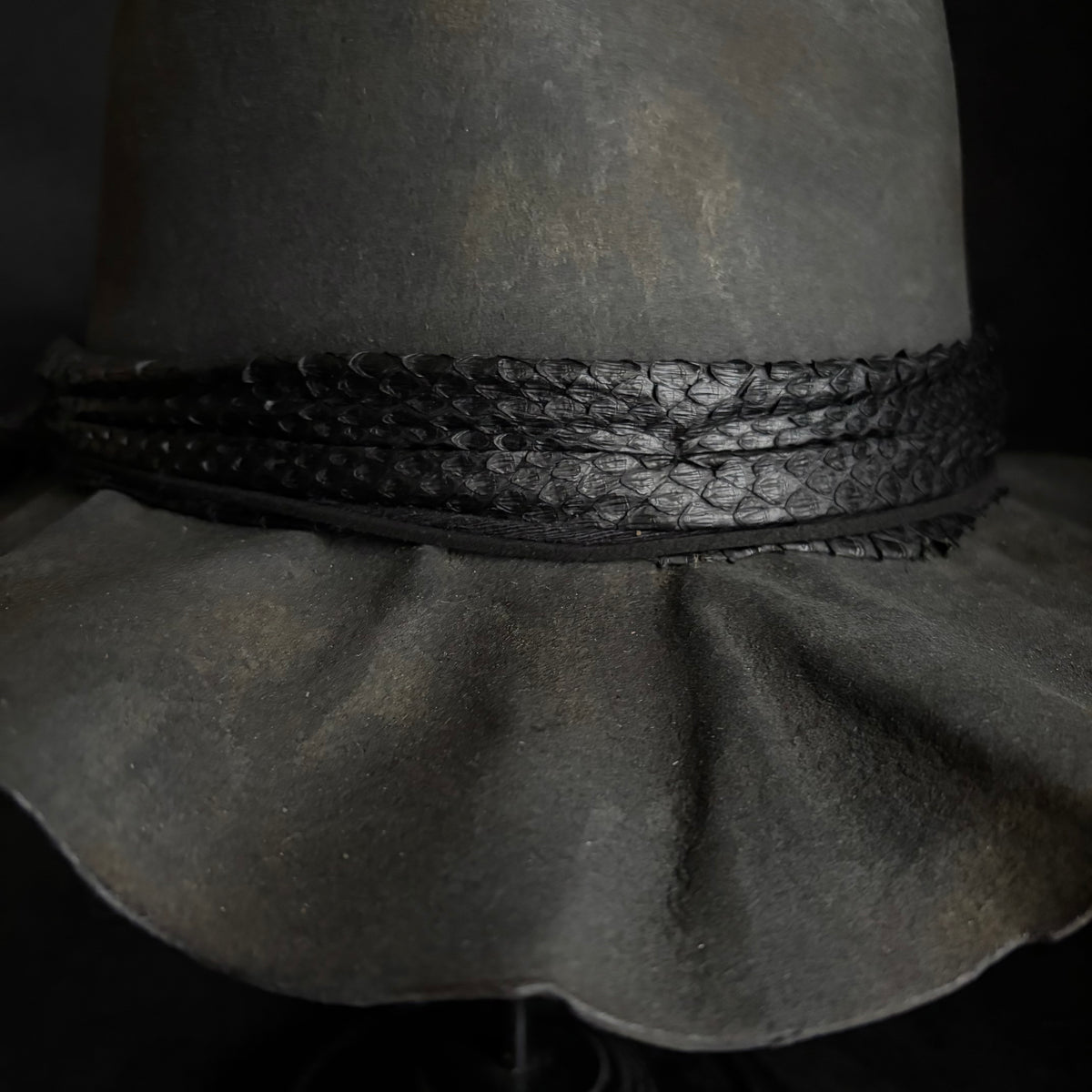 Charcoal back hide snake fedora hat