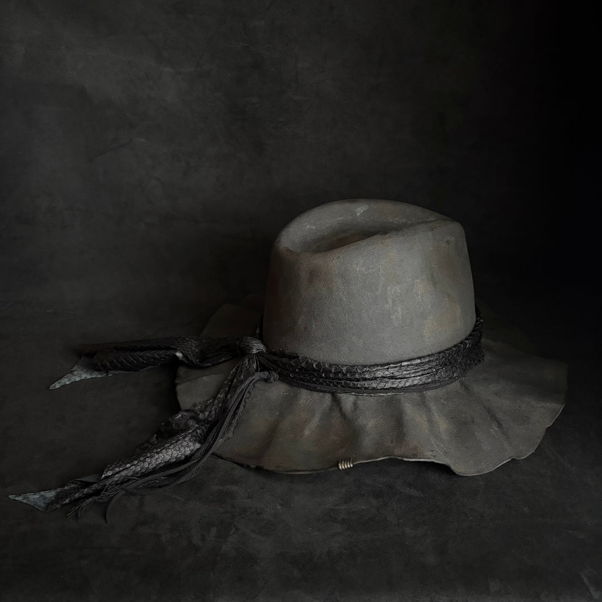 Charcoal back hide snake fedora hat