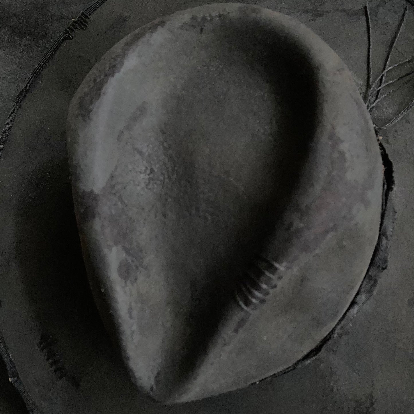 Charcoal damage grosgrain ribbon fedora hat