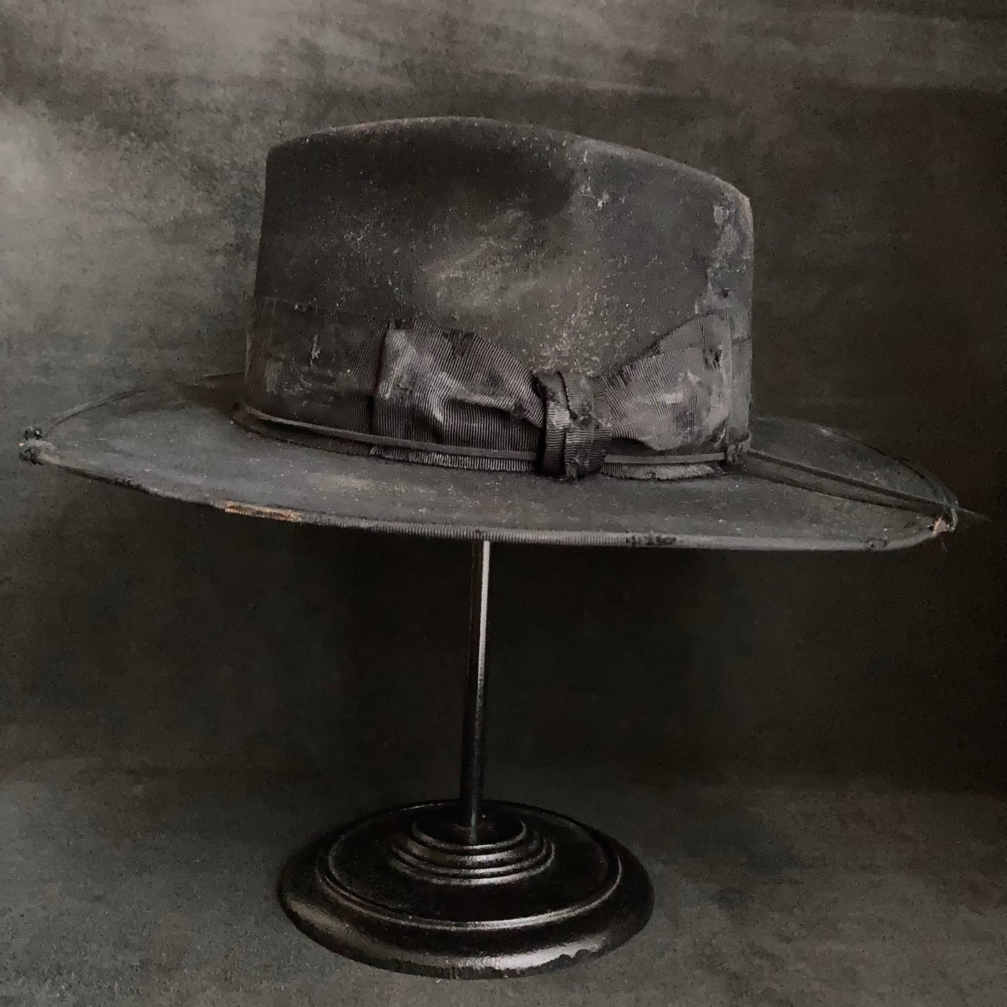 Plain dirt black fedora hat