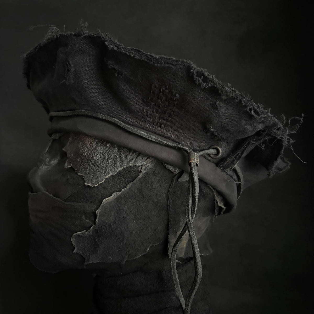 Back side black linen leather strap chain beret
