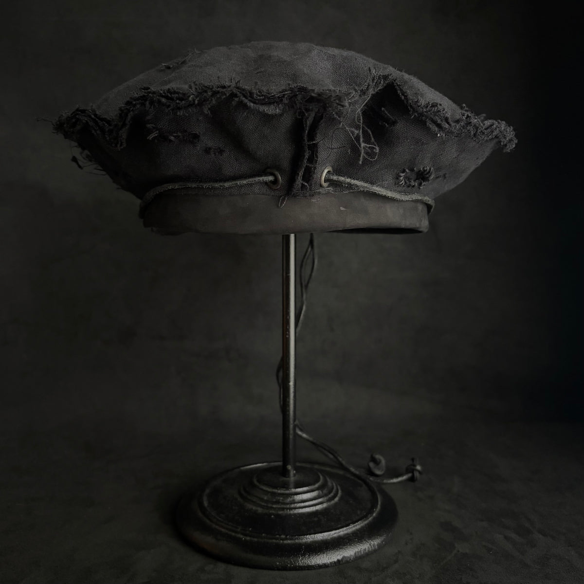 Back side black linen leather strap chain beret