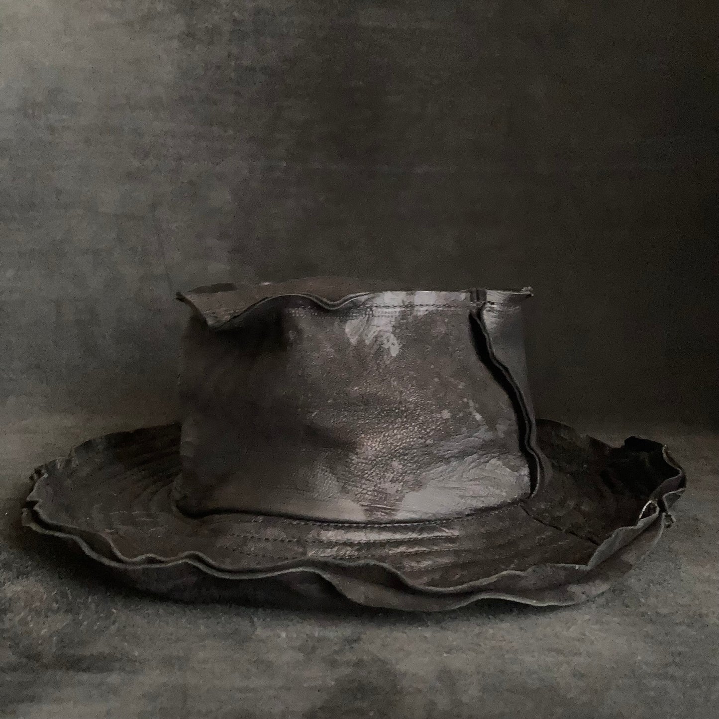 Partial bleaching leather bucket  hat