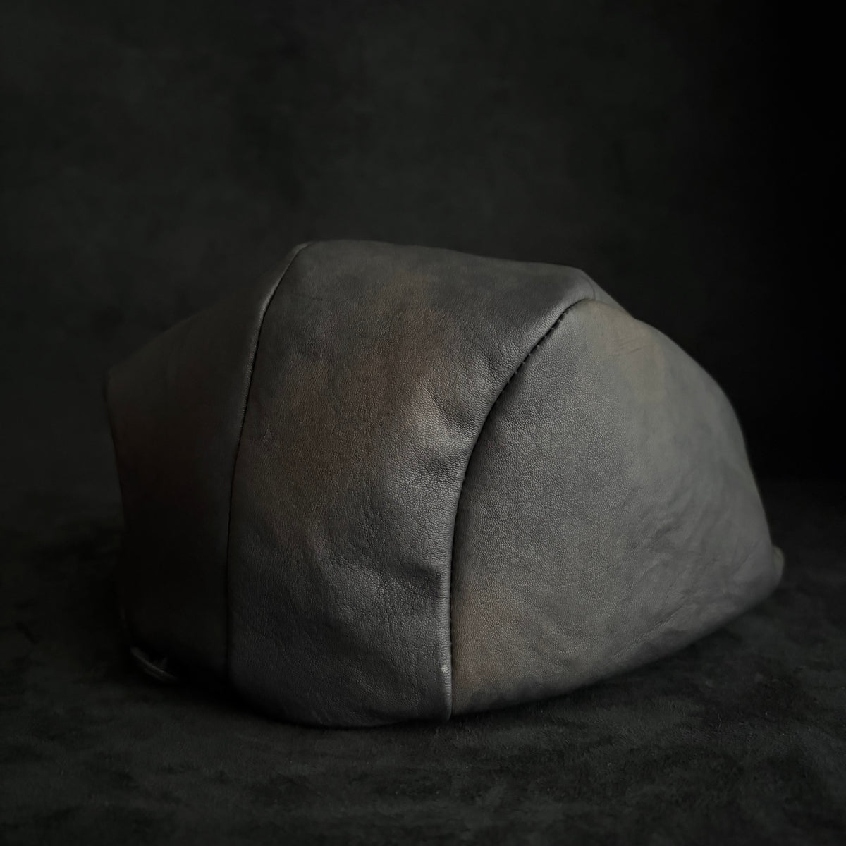 Blurry discoloration, soft leather hunting.