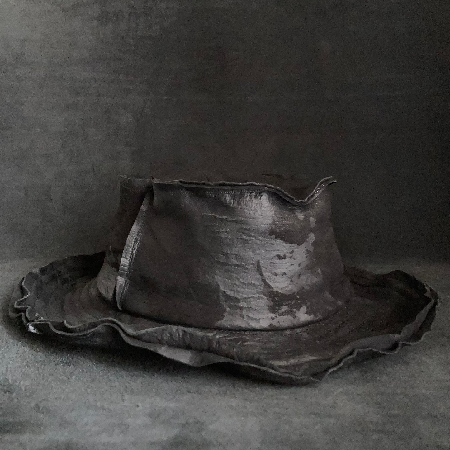 Partial bleaching leather bucket  hat