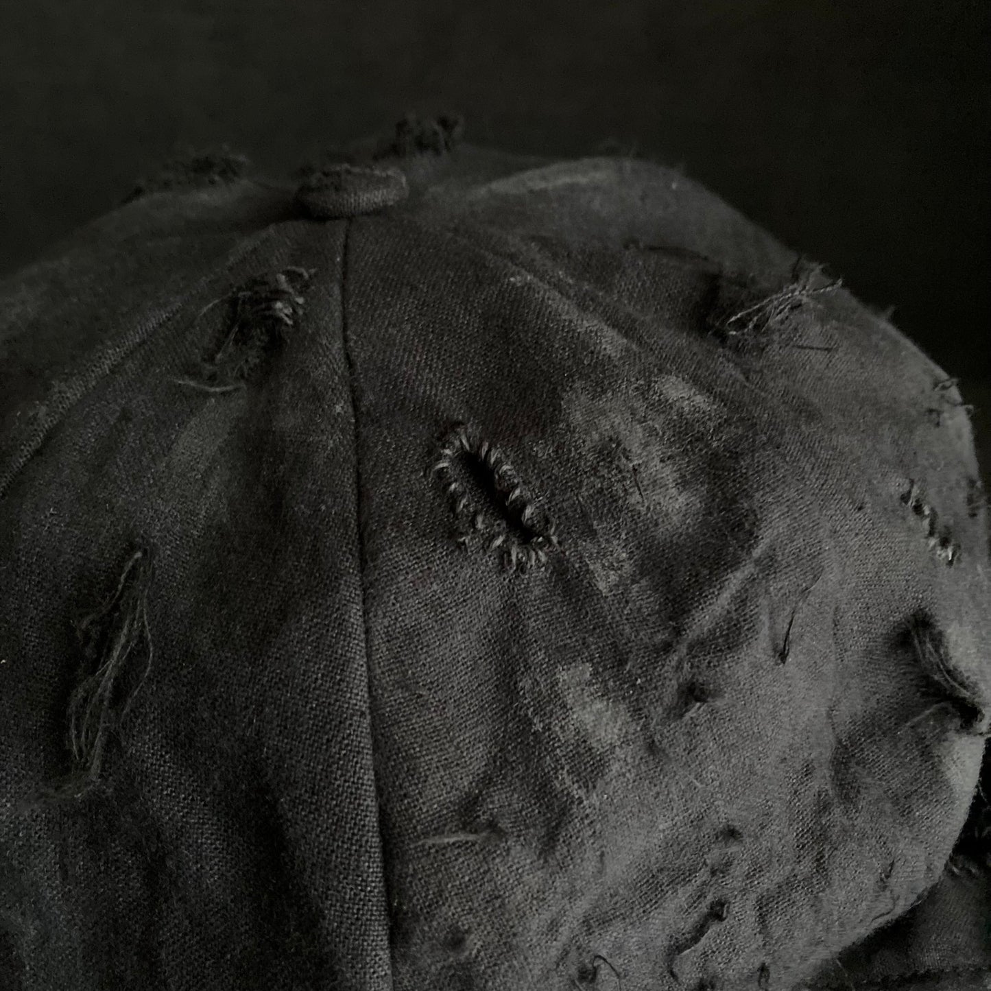Black linen damage  casquette