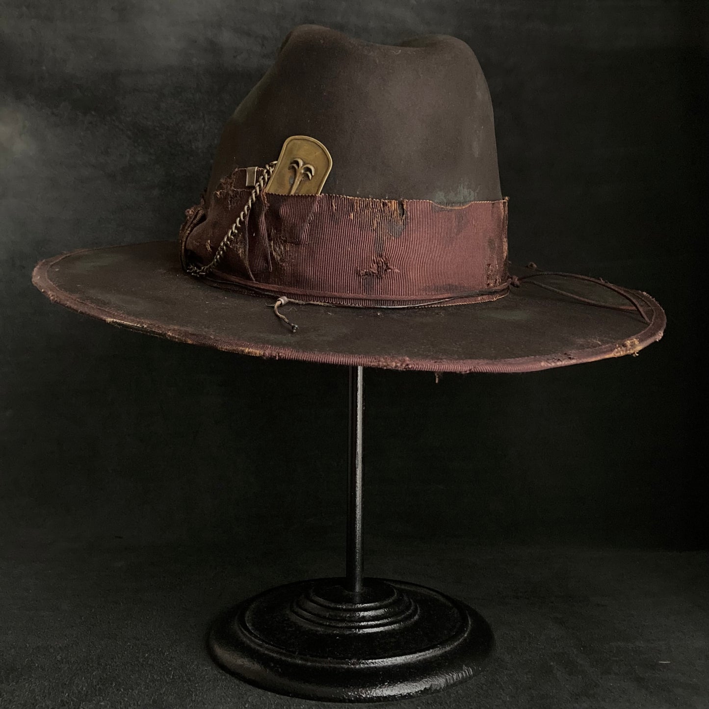 Dark brown beaver anchor western hat