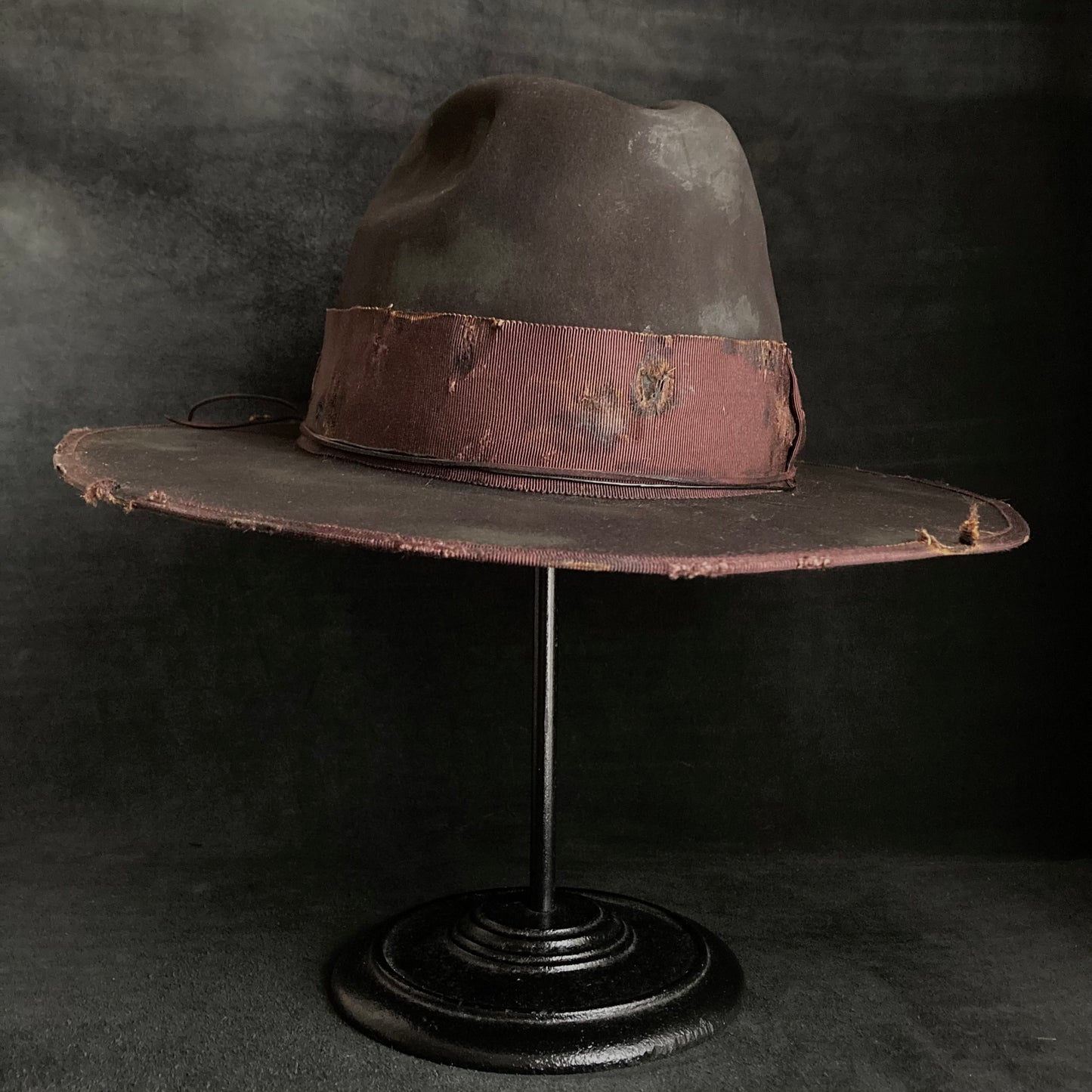 Dark brown beaver anchor western hat