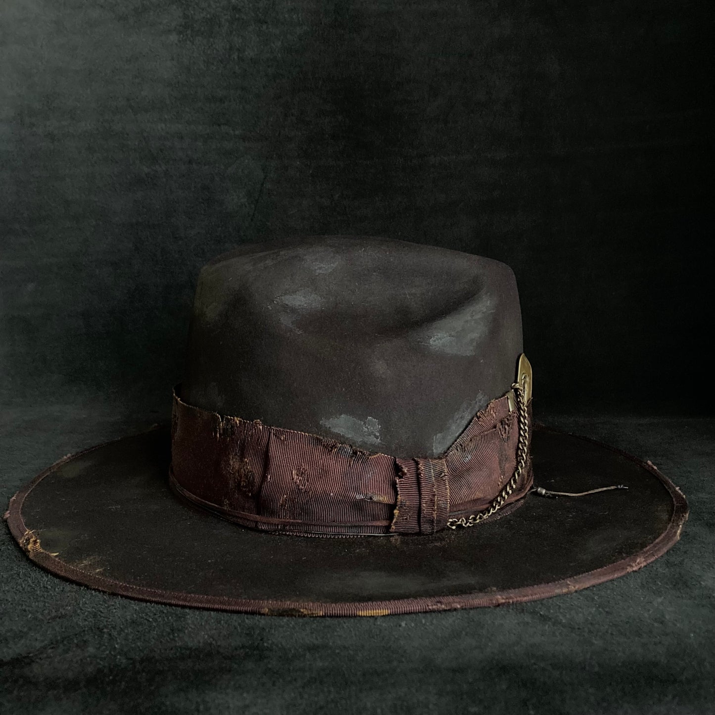 Dark brown beaver anchor western hat