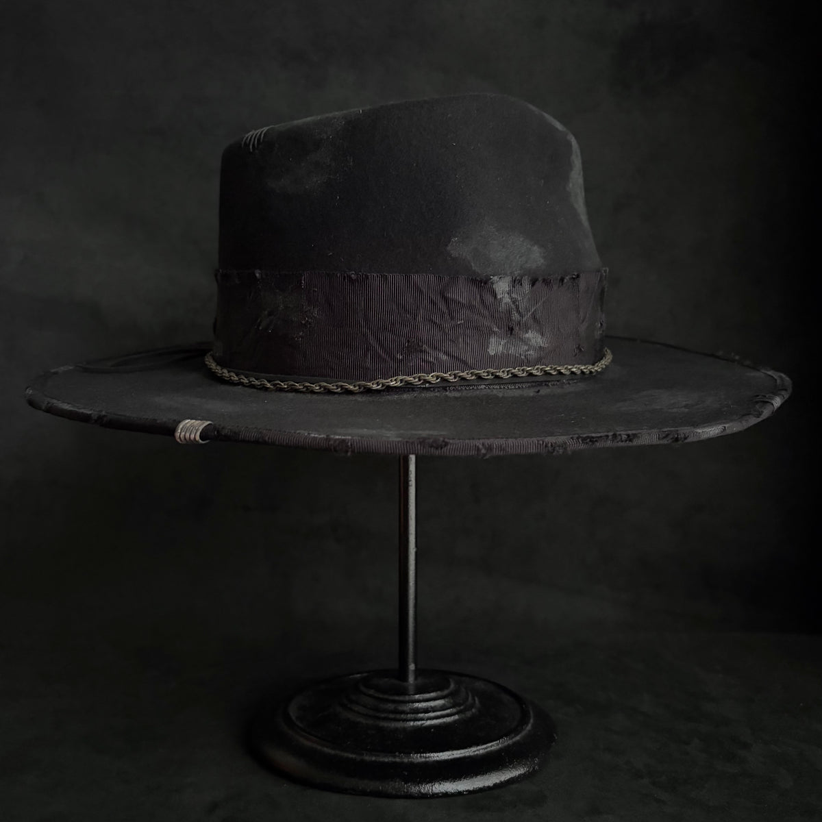 Patina damage black fedora hat (western weight)