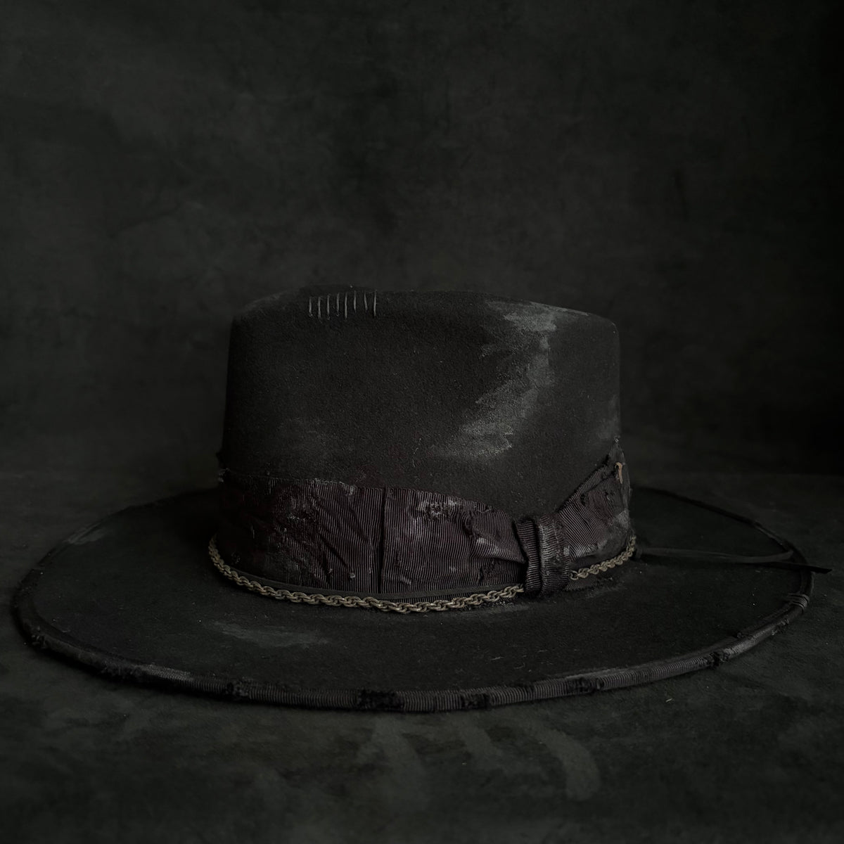 Patina damage black fedora hat (western weight)