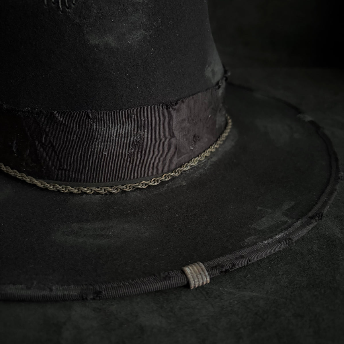 Patina damage black fedora hat (western weight)